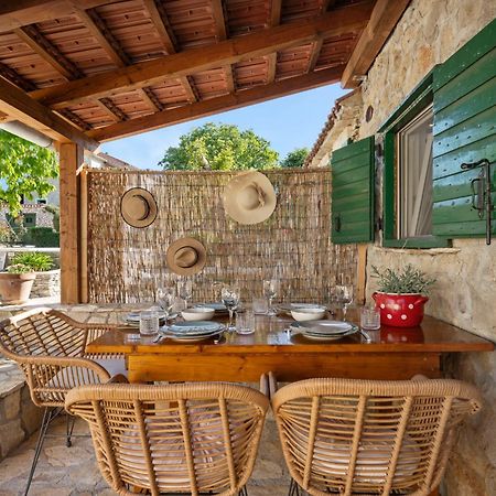 Kalpic Suites & Villa Lozovac Extérieur photo