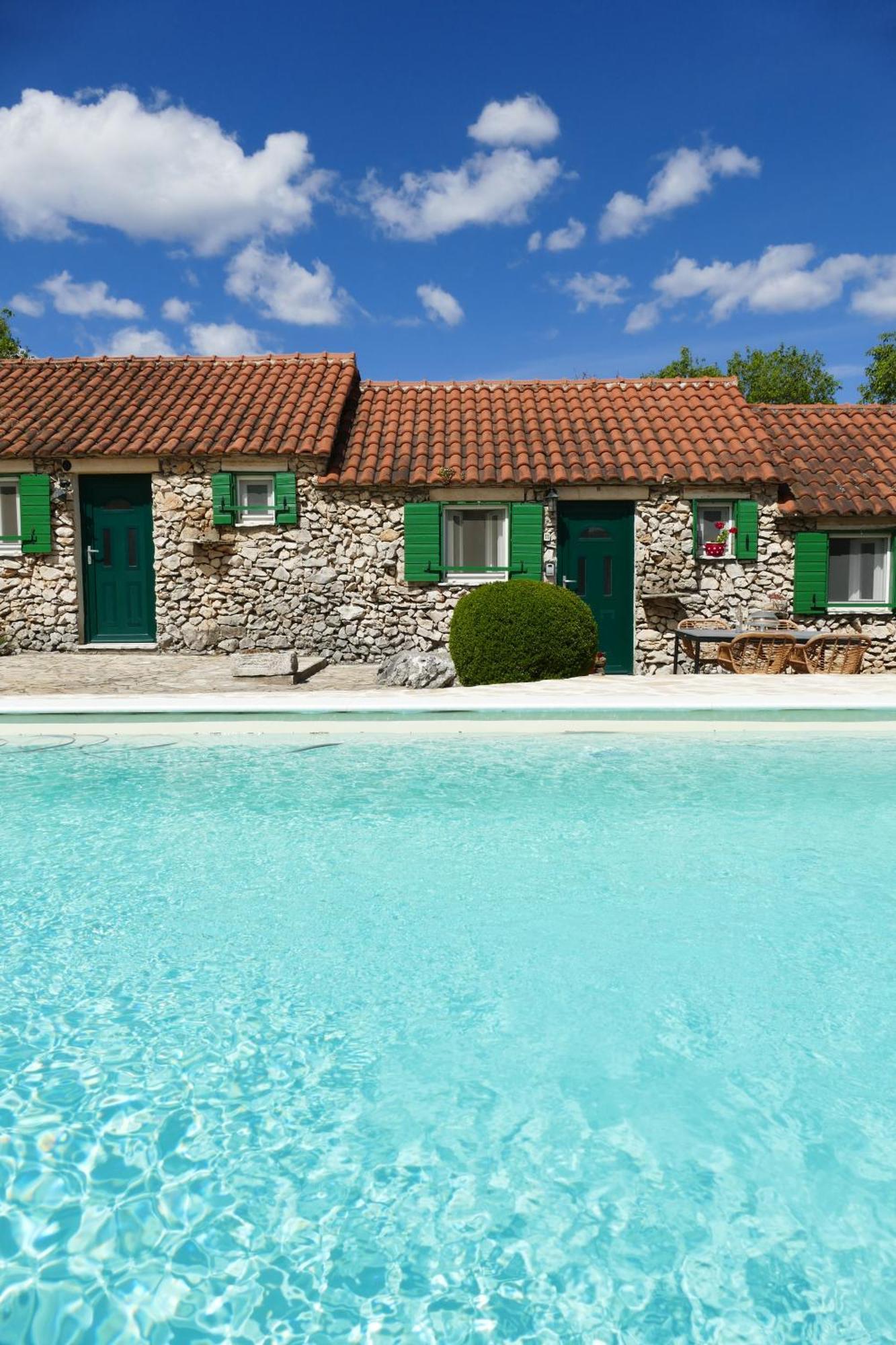 Kalpic Suites & Villa Lozovac Extérieur photo