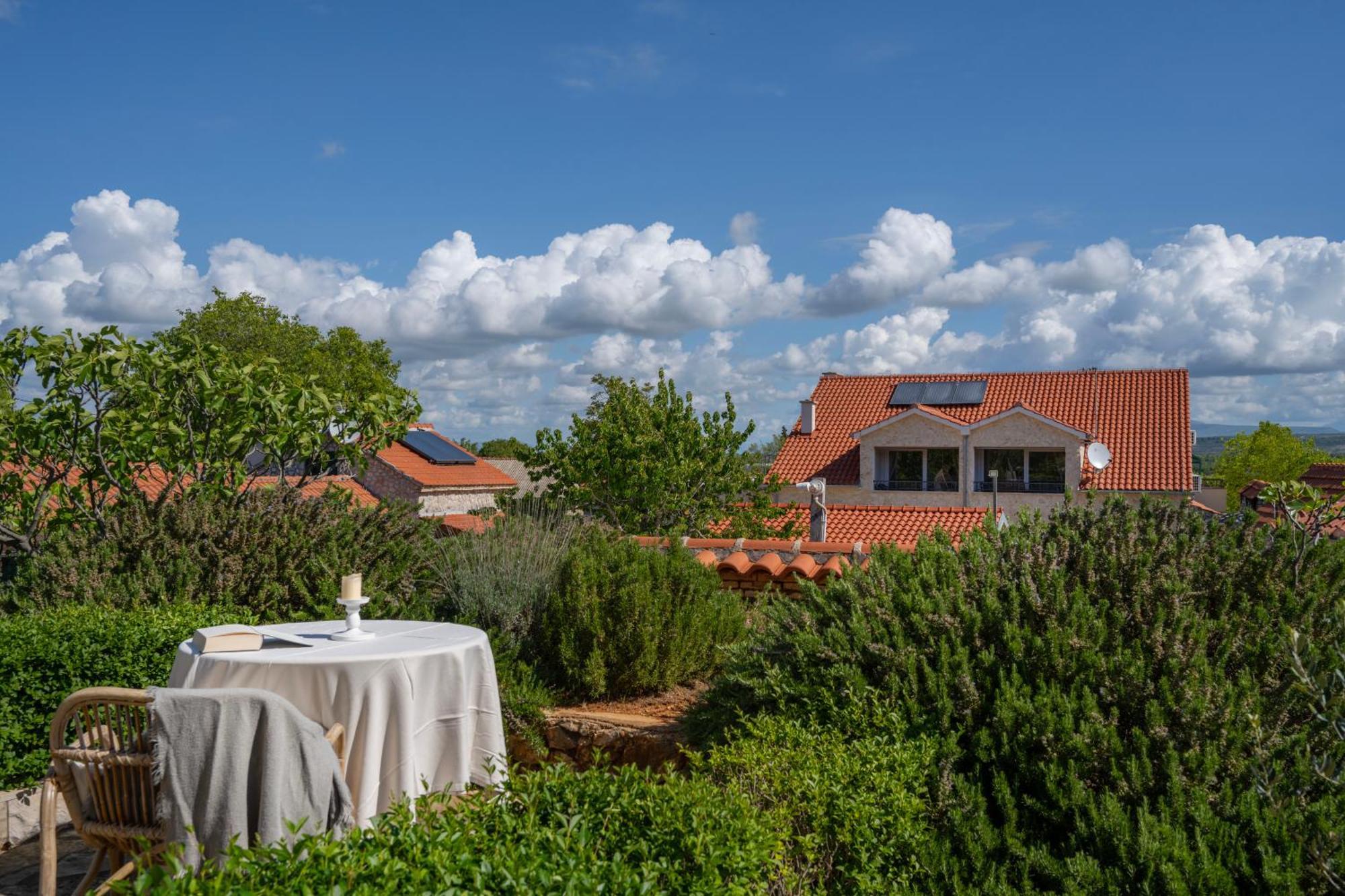 Kalpic Suites & Villa Lozovac Extérieur photo