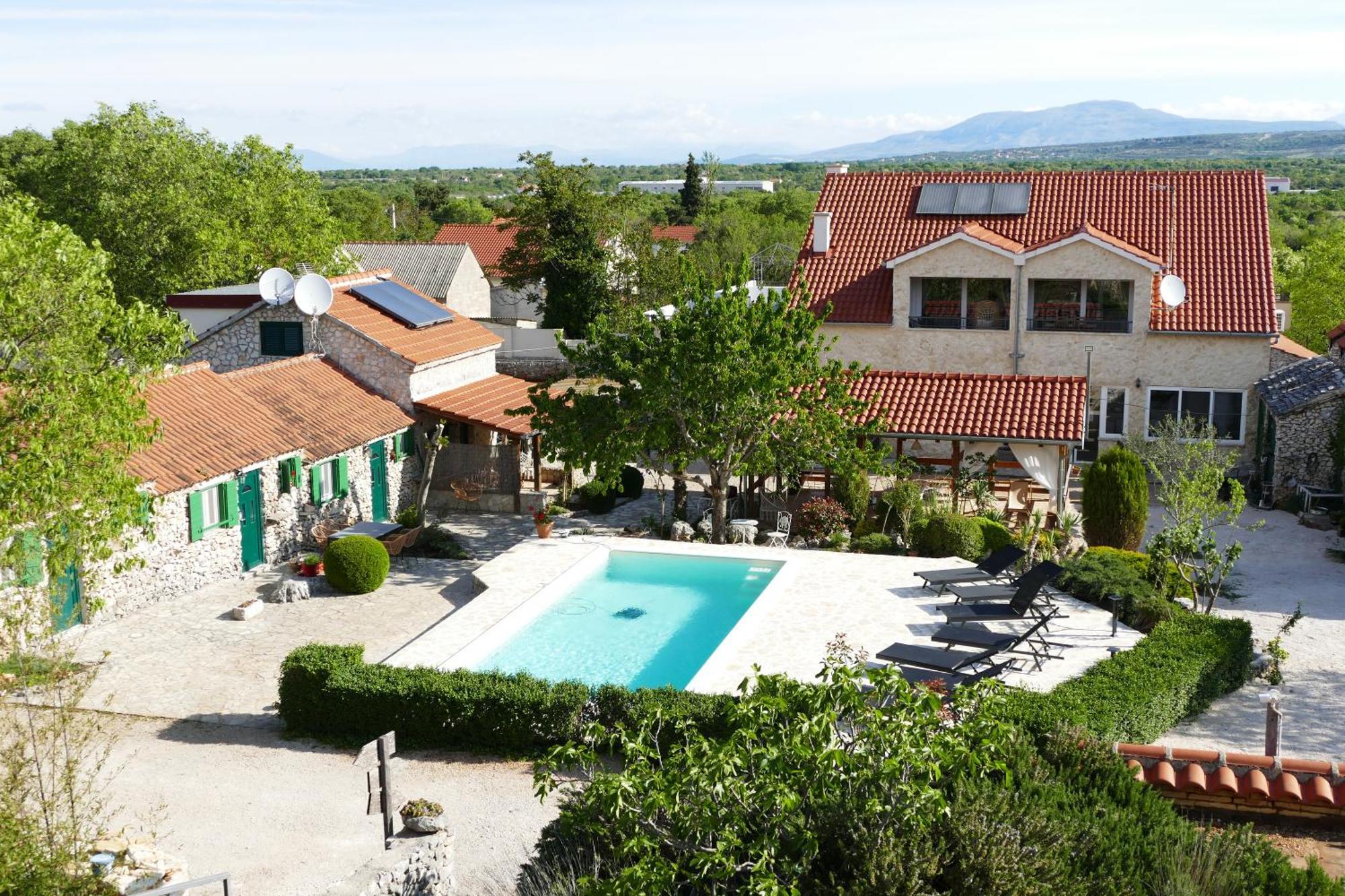 Kalpic Suites & Villa Lozovac Extérieur photo