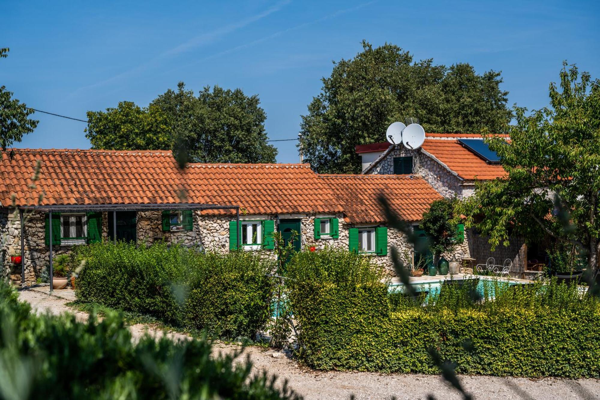 Kalpic Suites & Villa Lozovac Extérieur photo