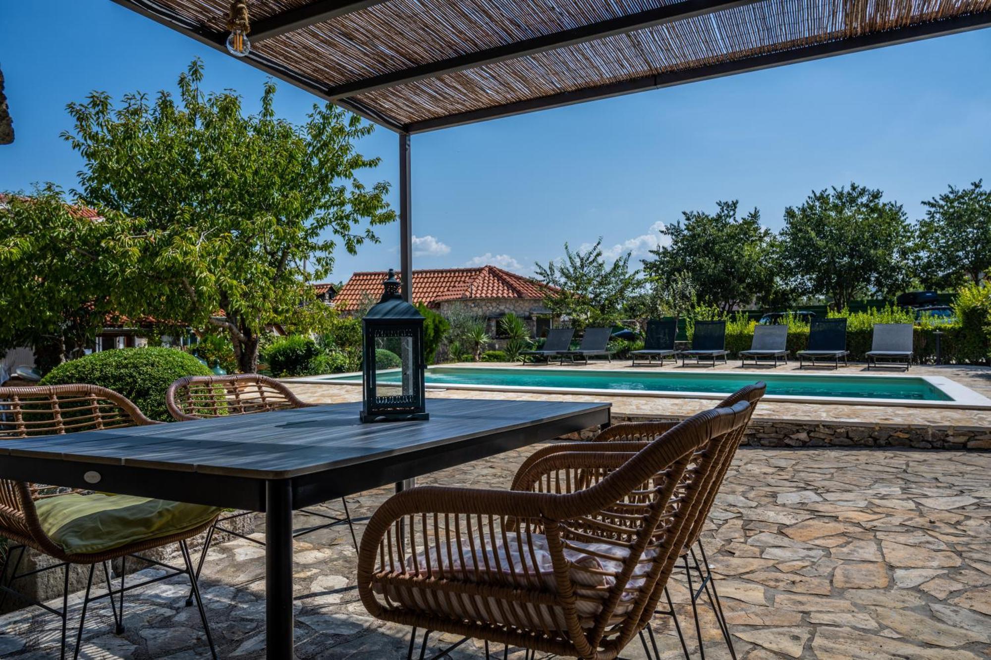 Kalpic Suites & Villa Lozovac Extérieur photo