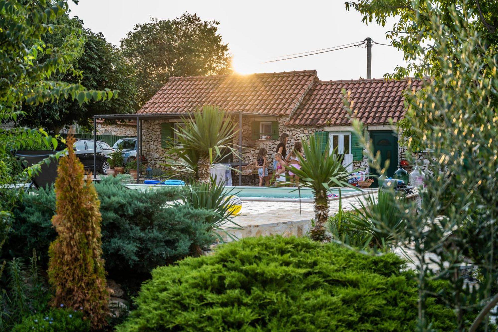 Kalpic Suites & Villa Lozovac Extérieur photo